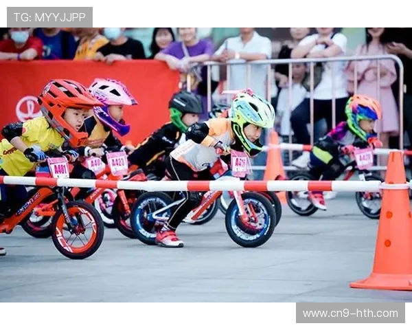 昌平速降赛设大众骑游和儿童滑步车，吸引全家参与